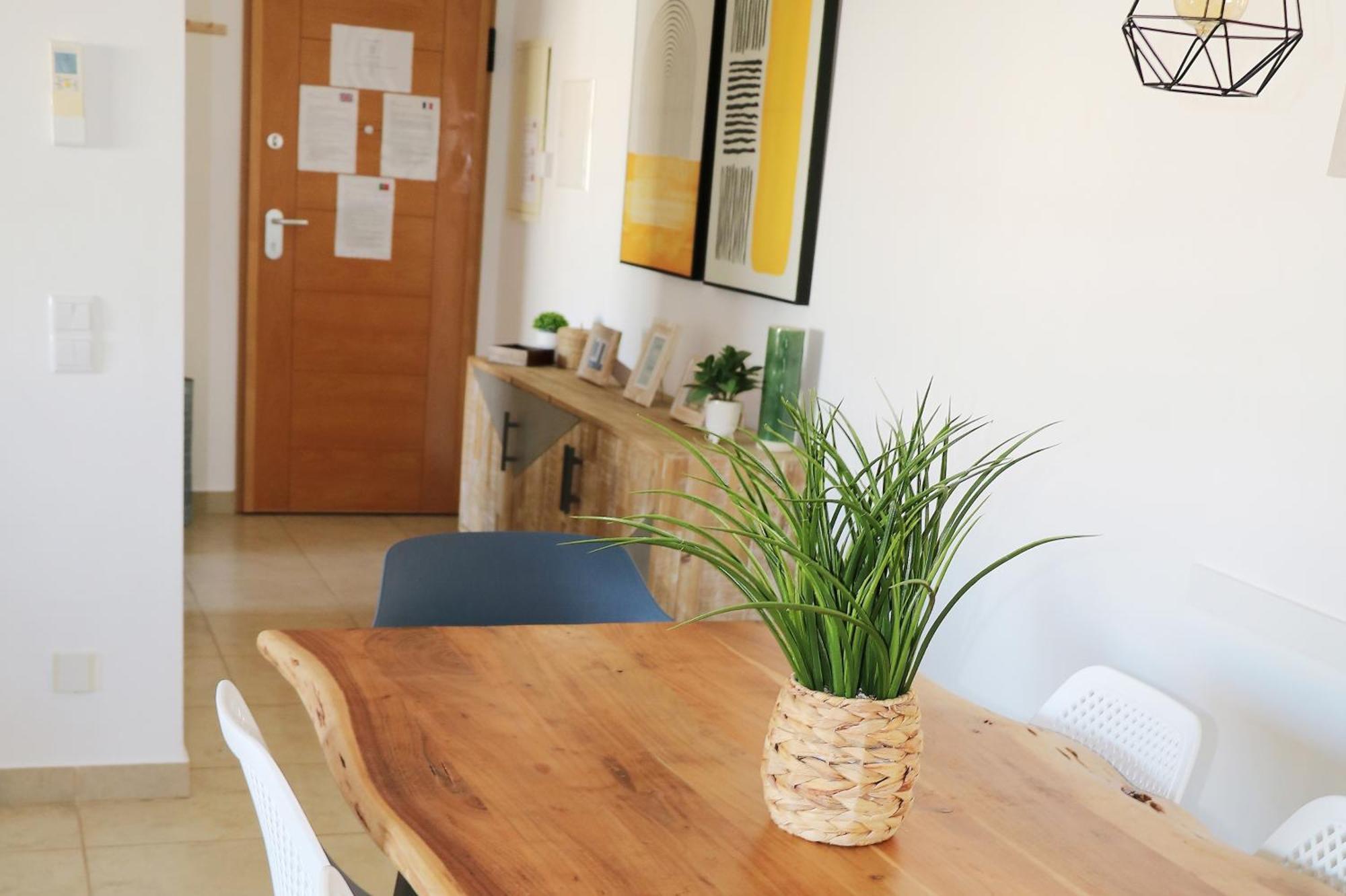 3 Bedroom Apartment With Indoor Pool Central לאגוּ‏ש מראה חיצוני תמונה